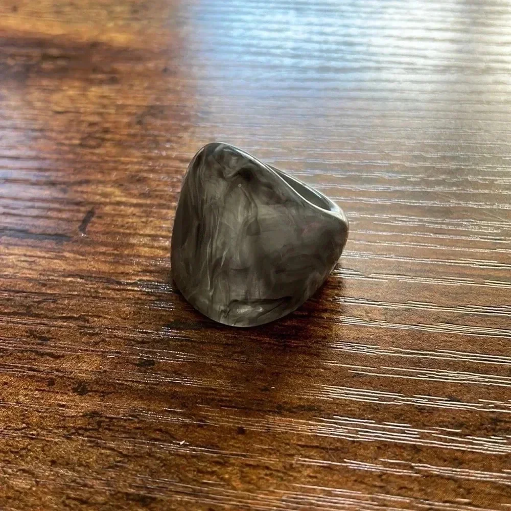 ❤️ NEW 2/$20 or 3/$25 Statement Ring Gray Marble Pattern Acrylic Approx …